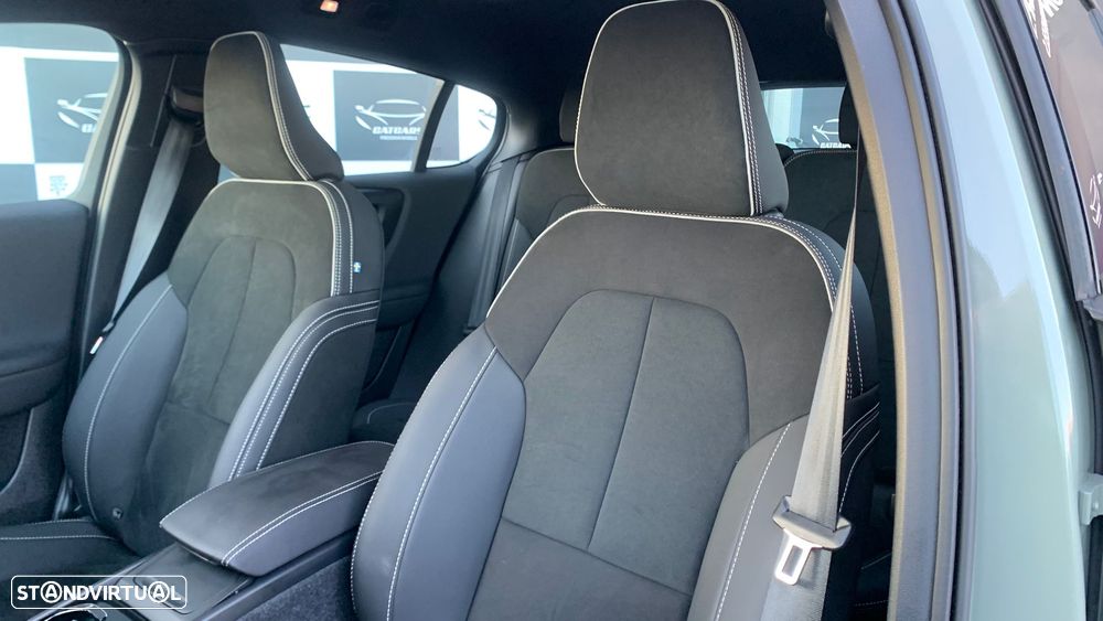 Volvo C40 Recharge 82 kWh Single M. Extended Range RWD Plus - 8