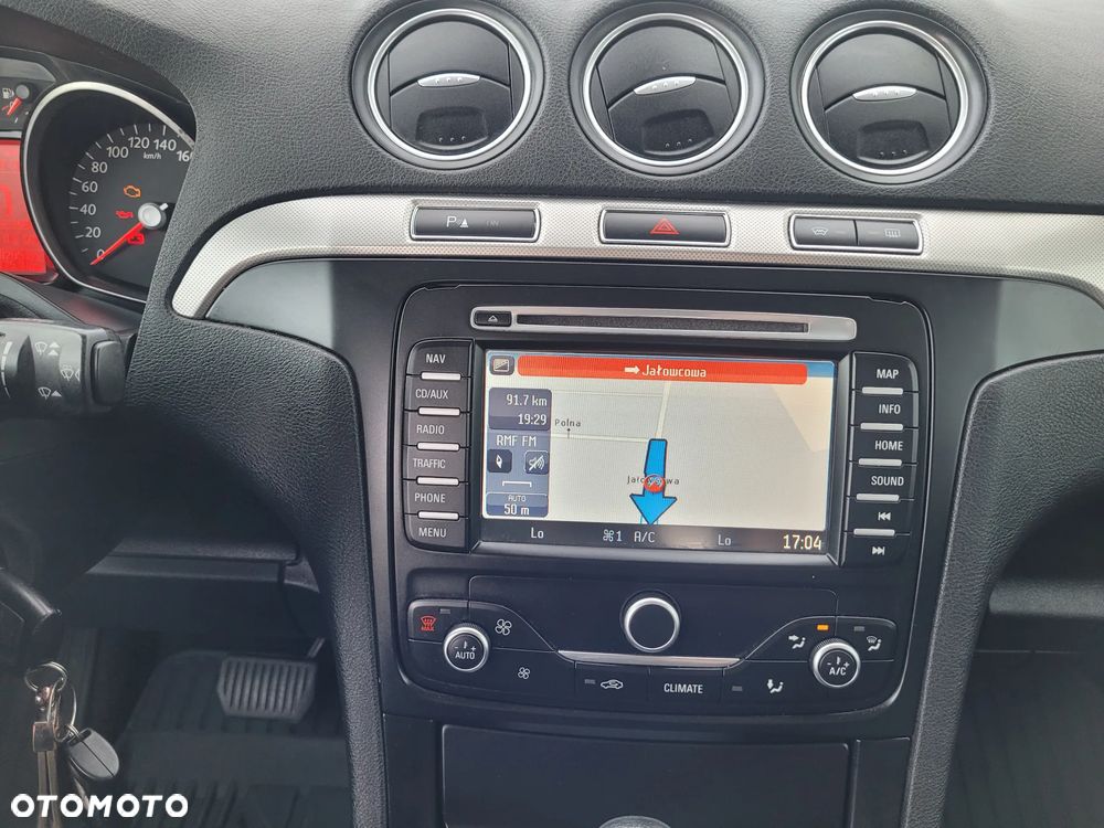 Ford Galaxy 2.0 TDCi DPF Business Edition - 18