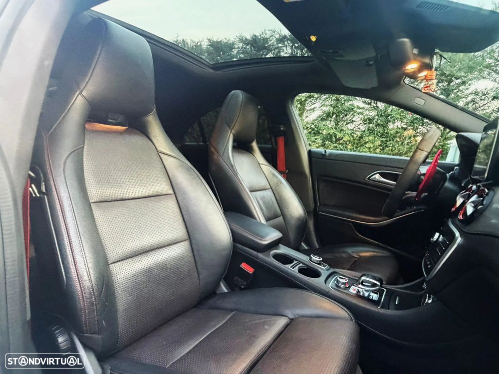 Mercedes-Benz CLA 45 AMG 4Matic Speedshift DCT 7G Night Edition - 16