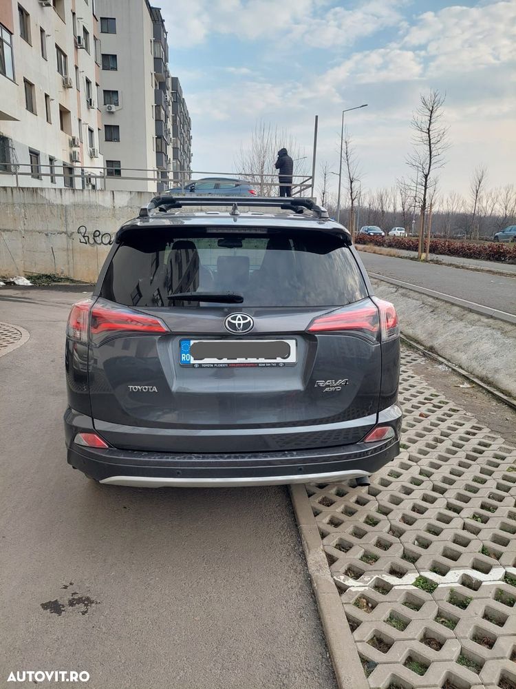 Toyota RAV4 2.0 Multidrive S Luxury - 9