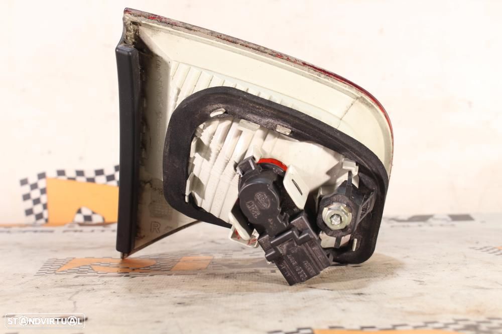 Farolim Direito Audi A4 (8Ec, B7)  8E5945094a / Passageiro Da Mala Sed - 5