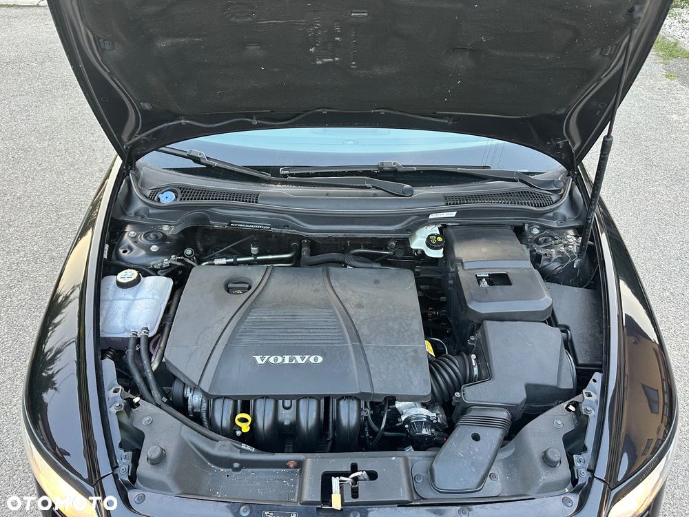 Volvo V50 2.0 Momentum - 23