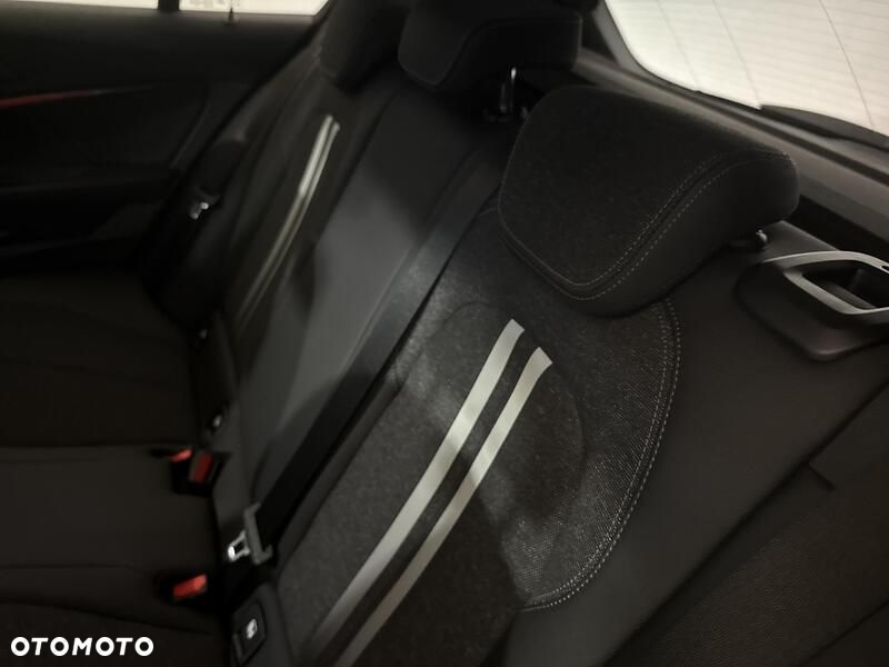 BMW Seria 1 118i - 20