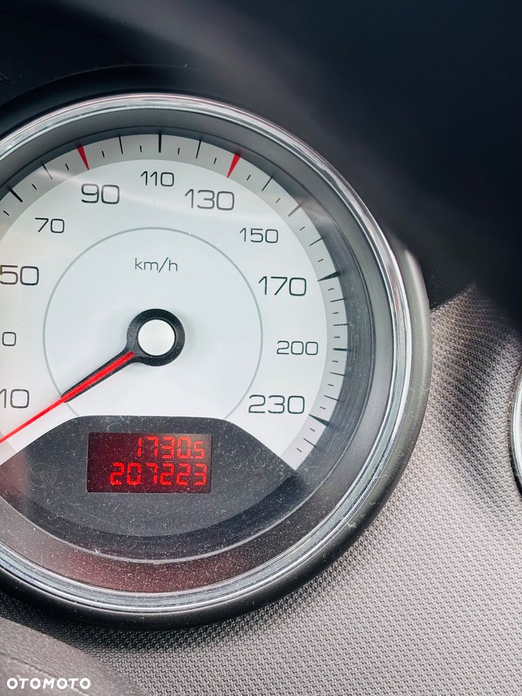 Peugeot 308 1.6 Premium - 5