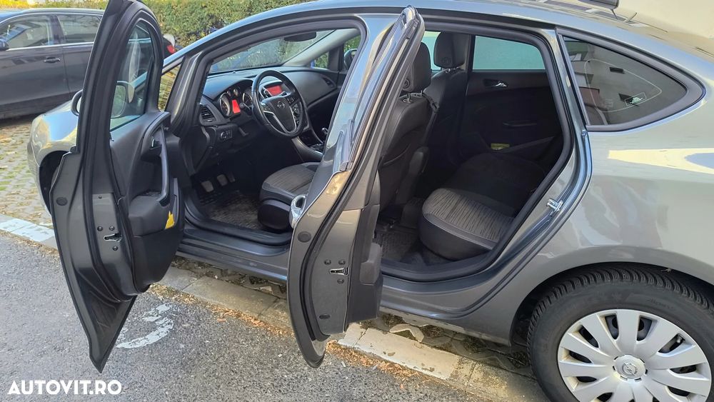 Opel Astra 1.6 TWINPORT ECOTEC Enjoy - 4