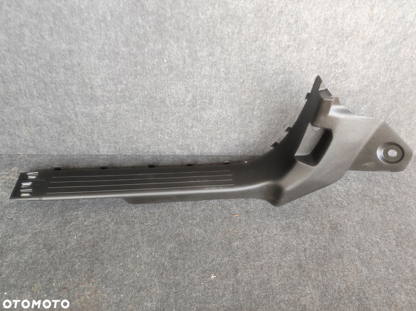 LISTWA OSŁONA PROGU LEWA RENAULT KANGOO IV 4 - 1