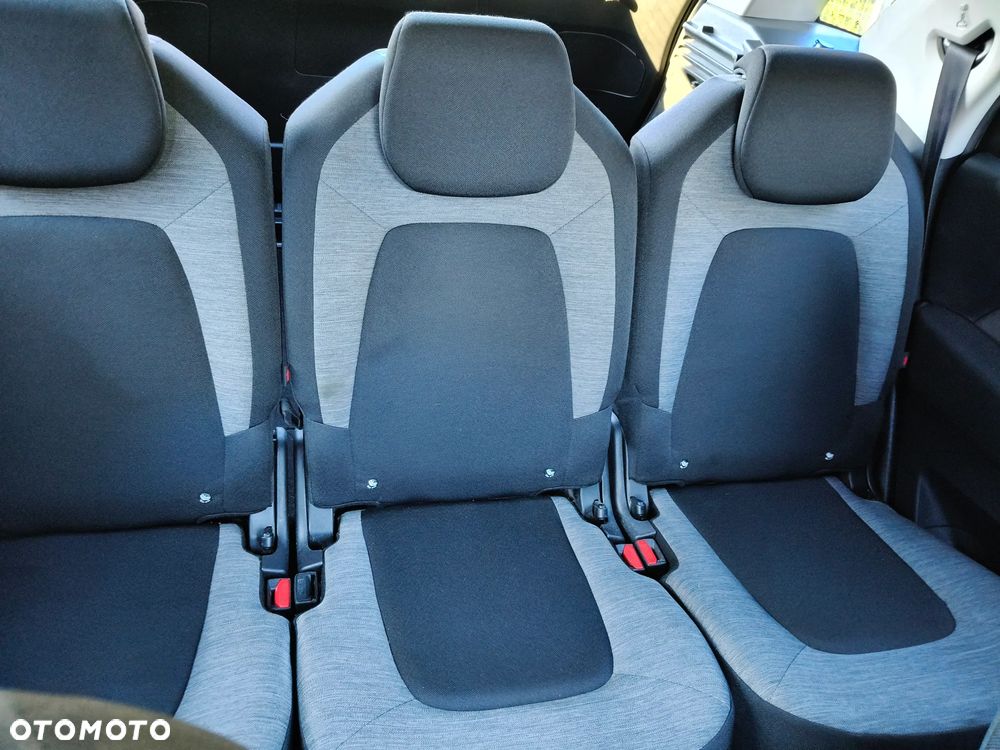 Citroën C4 Picasso - 26