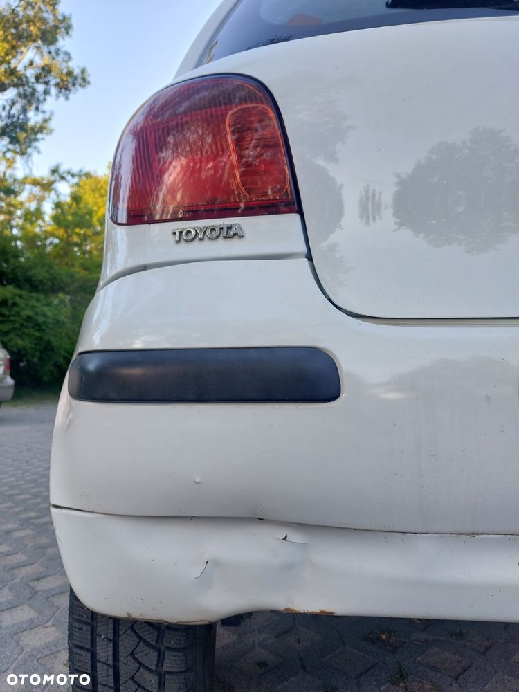 Toyota Yaris 1.0 Terra - 14