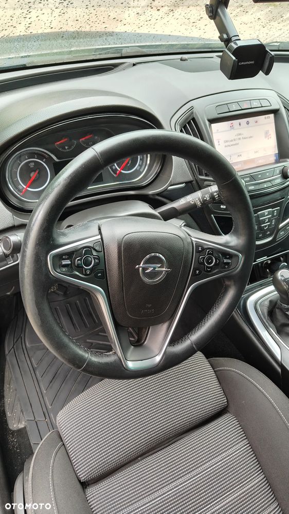 Opel Insignia - 14