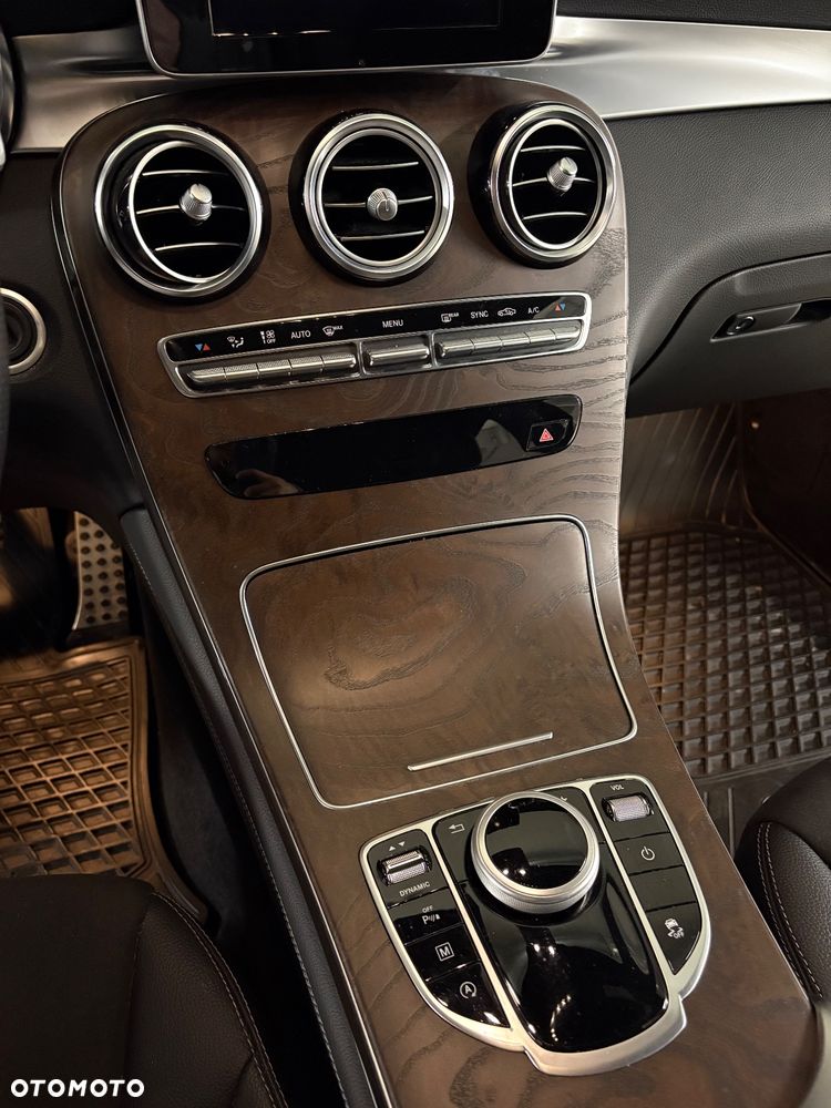 Mercedes-Benz GLC - 6