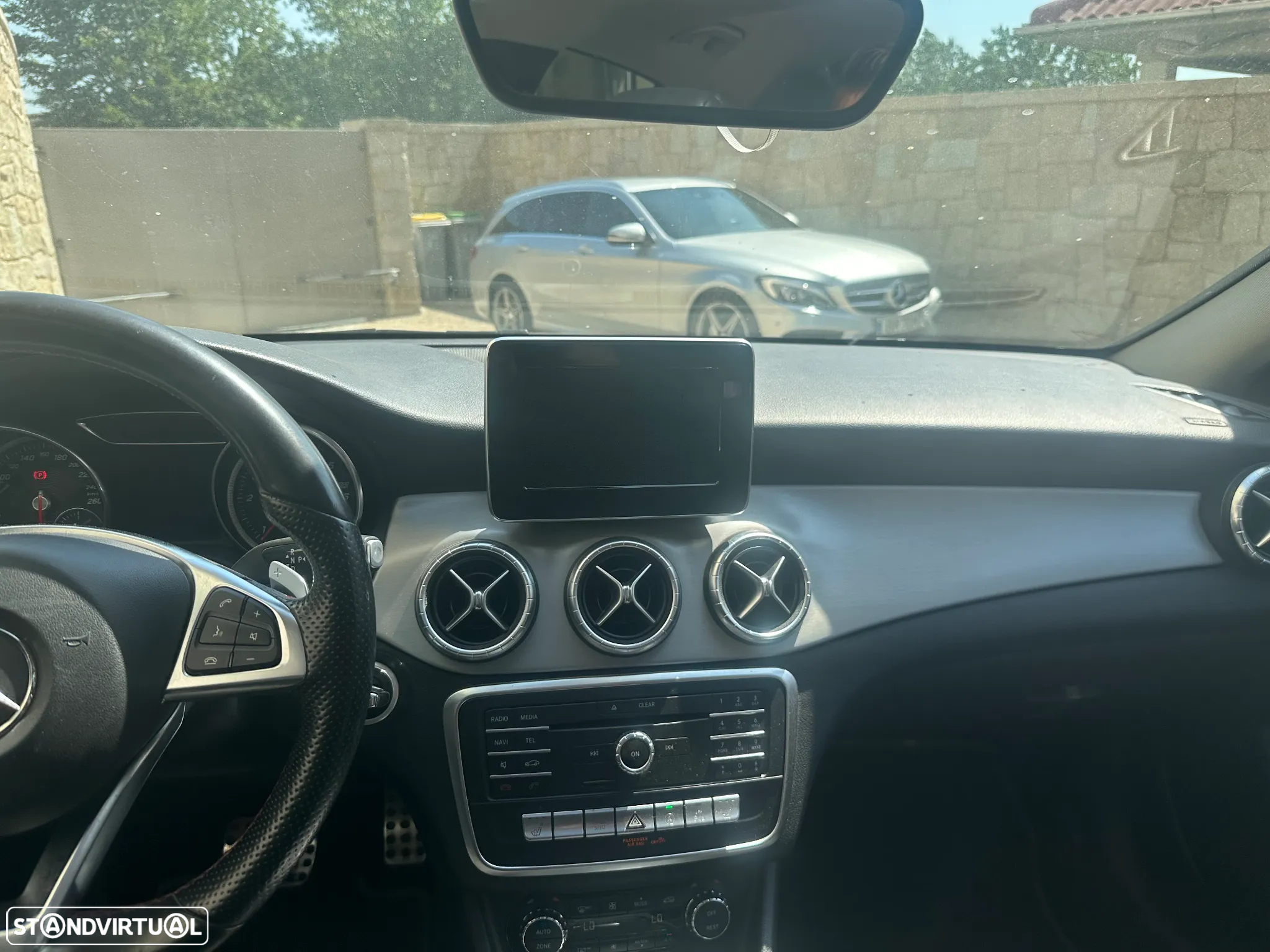 Mercedes-Benz CLA 180 d Shooting Brake AMG Line Aut. - 11