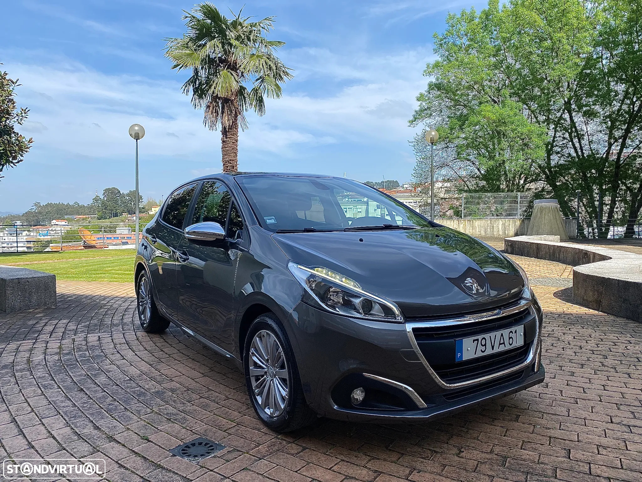 Peugeot 208 1.6 BlueHDi Style - 3