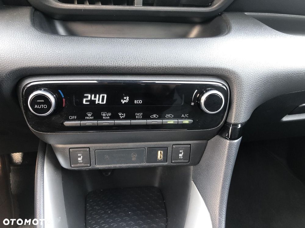 Toyota Yaris Hybrid 1.5 Comfort - 16