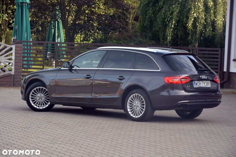 Audi A4 Avant - 22