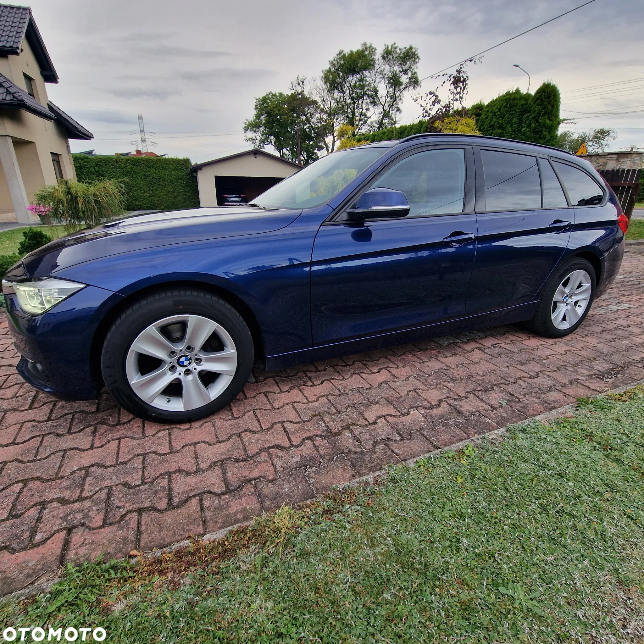 BMW Seria 3 320d xDrive M Sport Shadow - 11