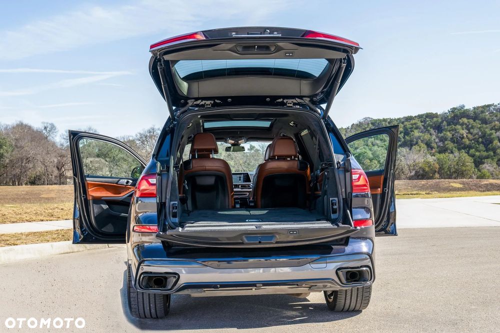 BMW X7 xDrive40i - 16