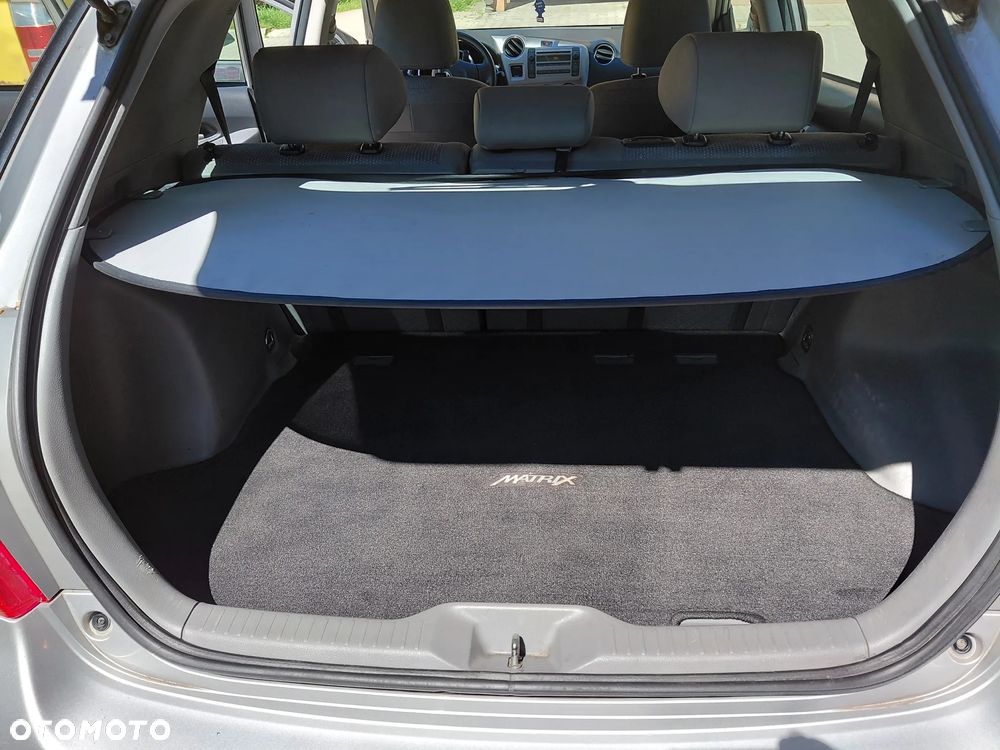 Toyota Matrix - 15