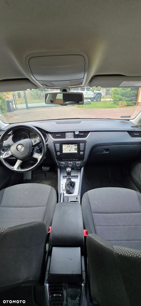 Skoda Octavia 2.0 TDI (Green tec) 4x4 DSG RS - 14