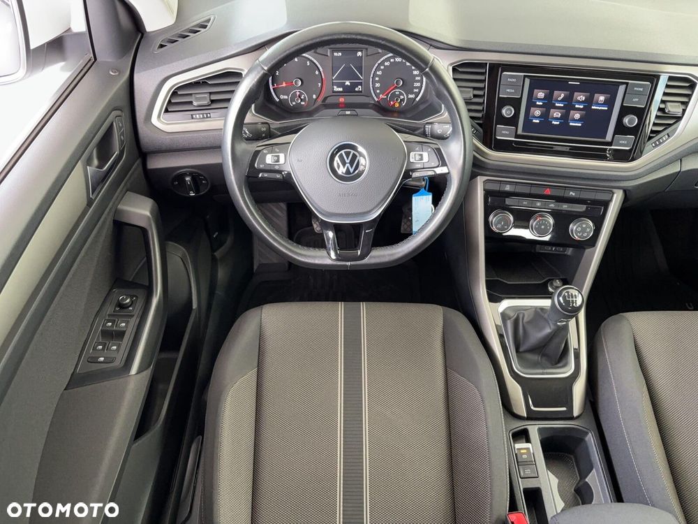 Volkswagen T-Roc - 19