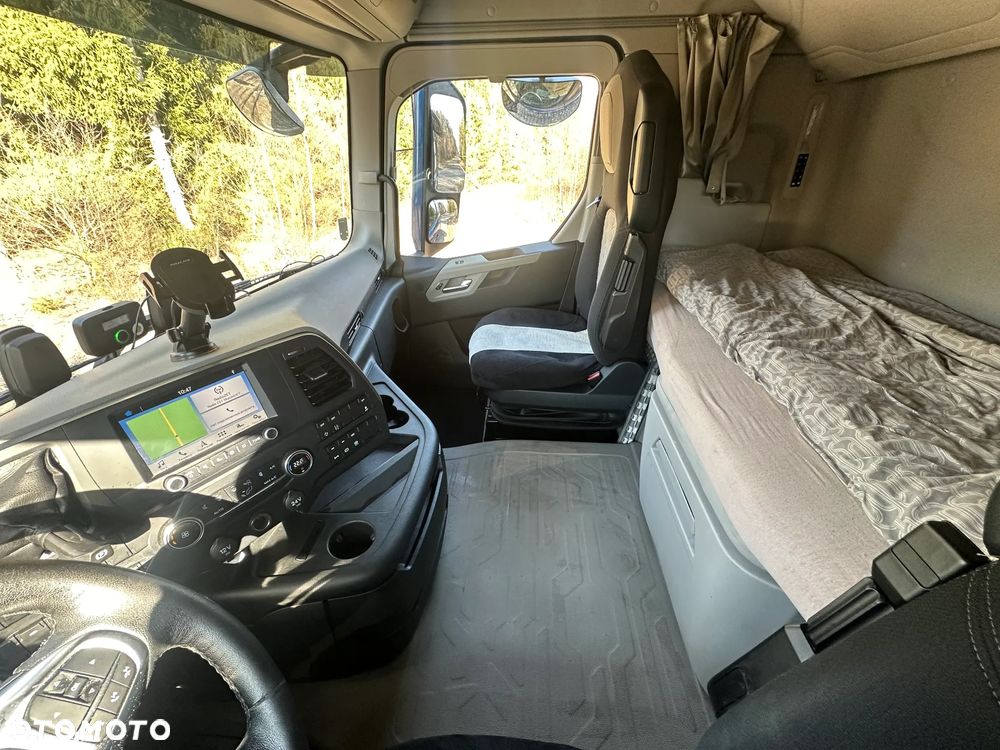 Ford F - Max 500 - 17