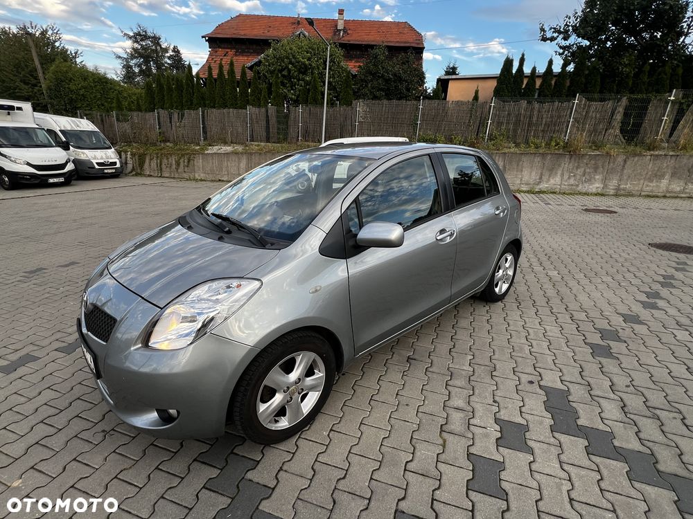 Toyota Yaris 1.3 Prestige - 3