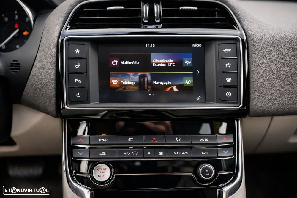 Jaguar XE 2.0 D Prestige AWD Aut. - 56