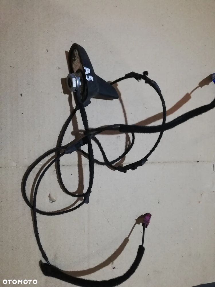 ANTENA DACHOWA AUDI A5 A4 B8 8T0035503E - 1