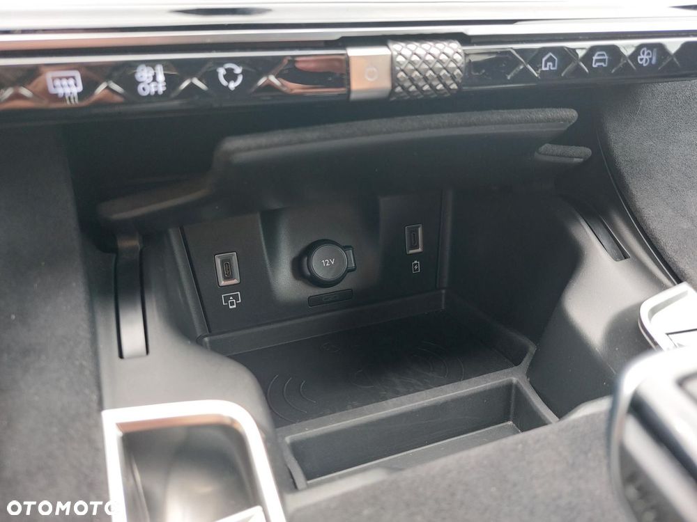 DS Automobiles DS 7 Crossback - 27