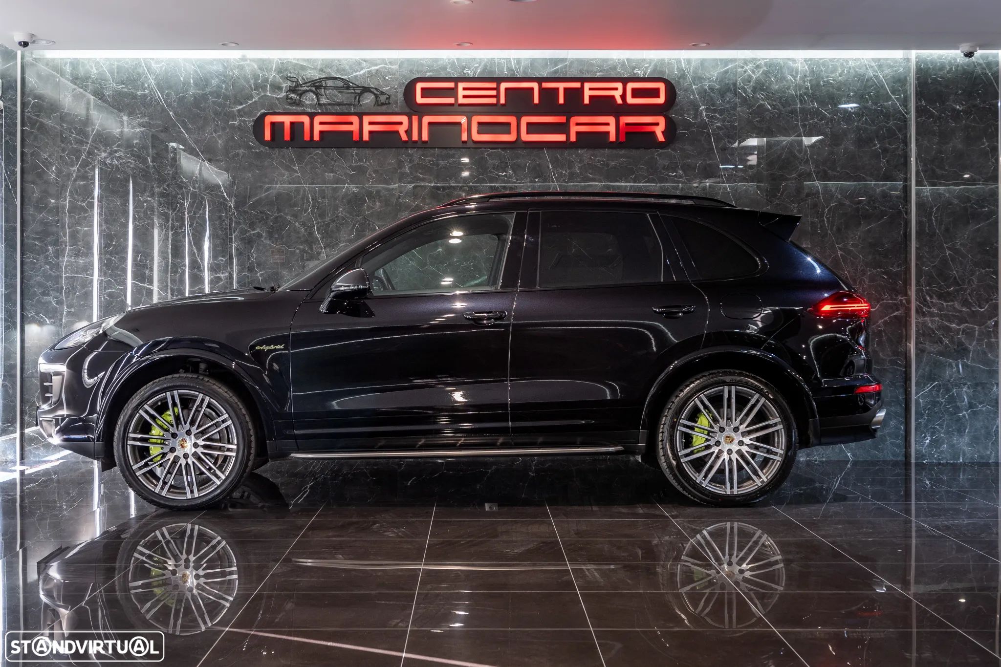 Porsche Cayenne S E-Hybrid Platinum Edition - 1