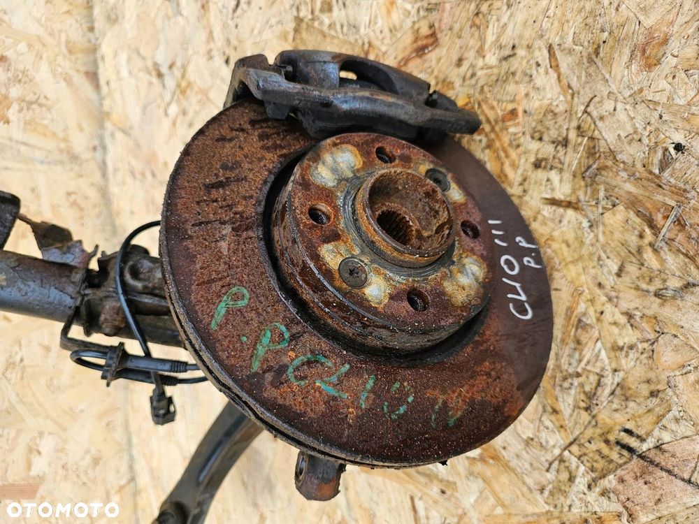 MCPHERSON KOMPLETNY PRZÓD PRAWY RENAULT CLIO IV 2012- ROK - 2