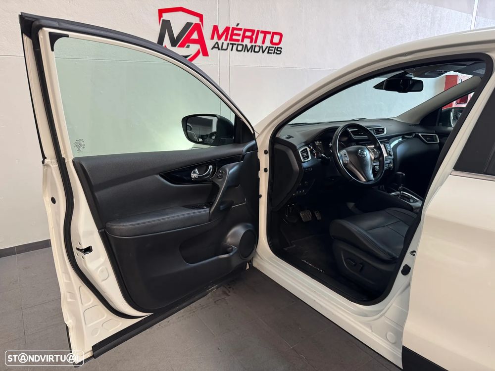 Nissan Qashqai 1.6 dCi Xtronic TEKNA - 9