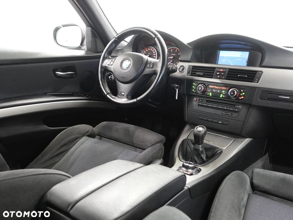 BMW Seria 3 318i Edition Sport - 29