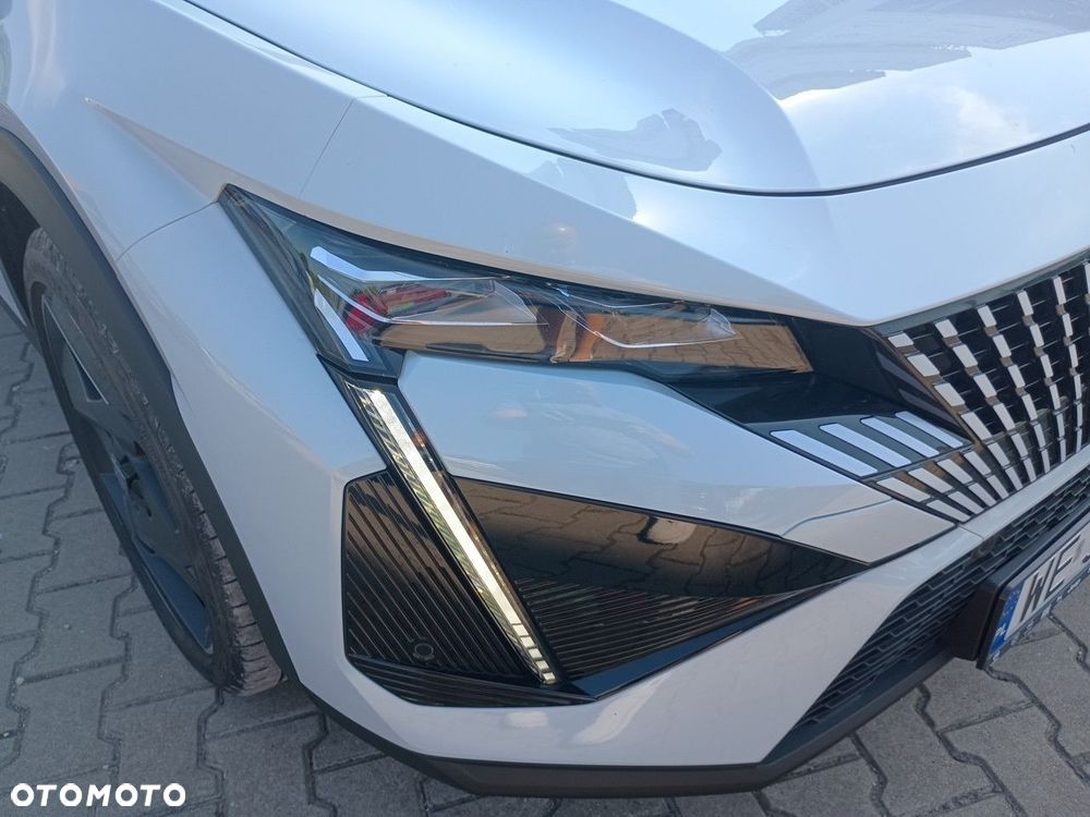 Peugeot 408 1.6 Plug-In Hybrid 225 GT EAT8 - 12