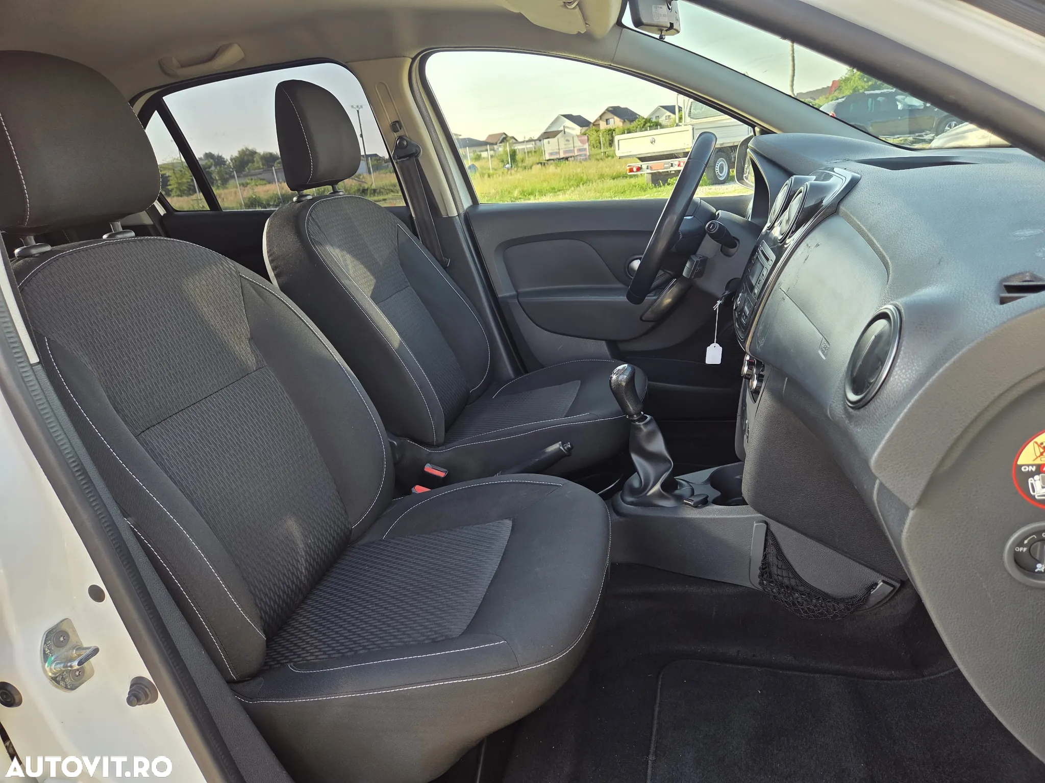 Dacia Logan 1.5 90CP Laureate - 10
