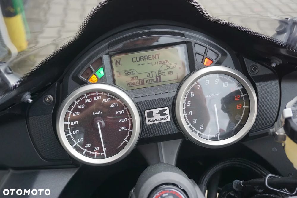 Kawasaki ZZR - 11