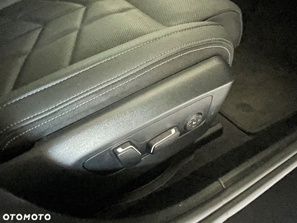 BMW Seria 5 520d - 11
