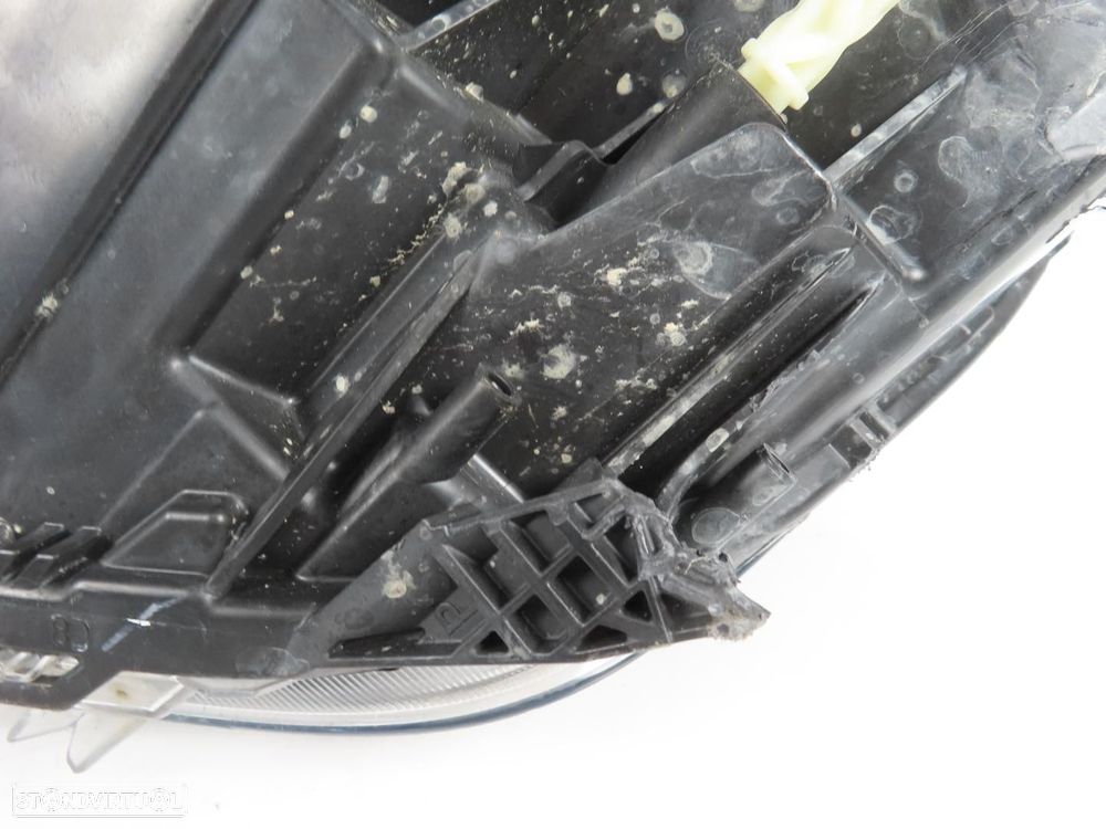 Farol LED Direito/Frente Usado / Original DACIA DUSTER (HM_) 260106194R - 6