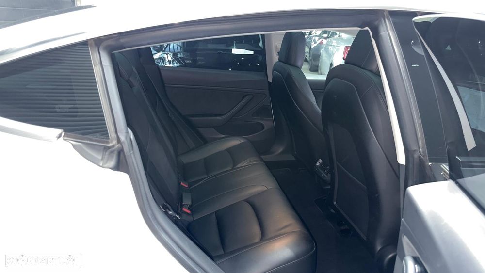 Tesla Model 3 Performance Dual Motor AWD - 19