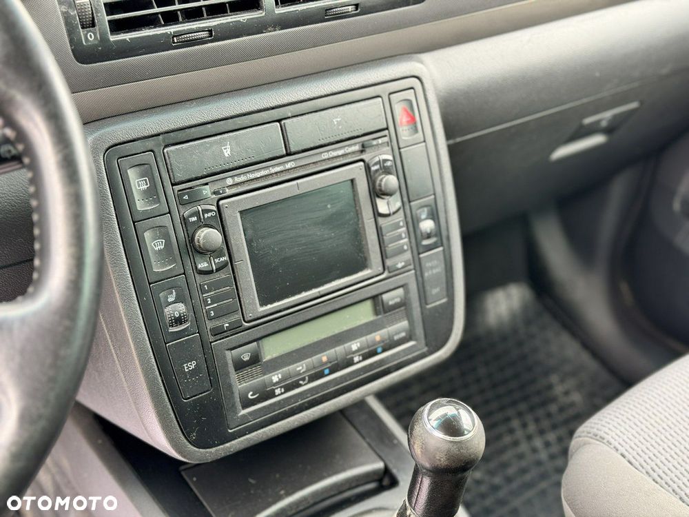 Volkswagen Sharan - 13