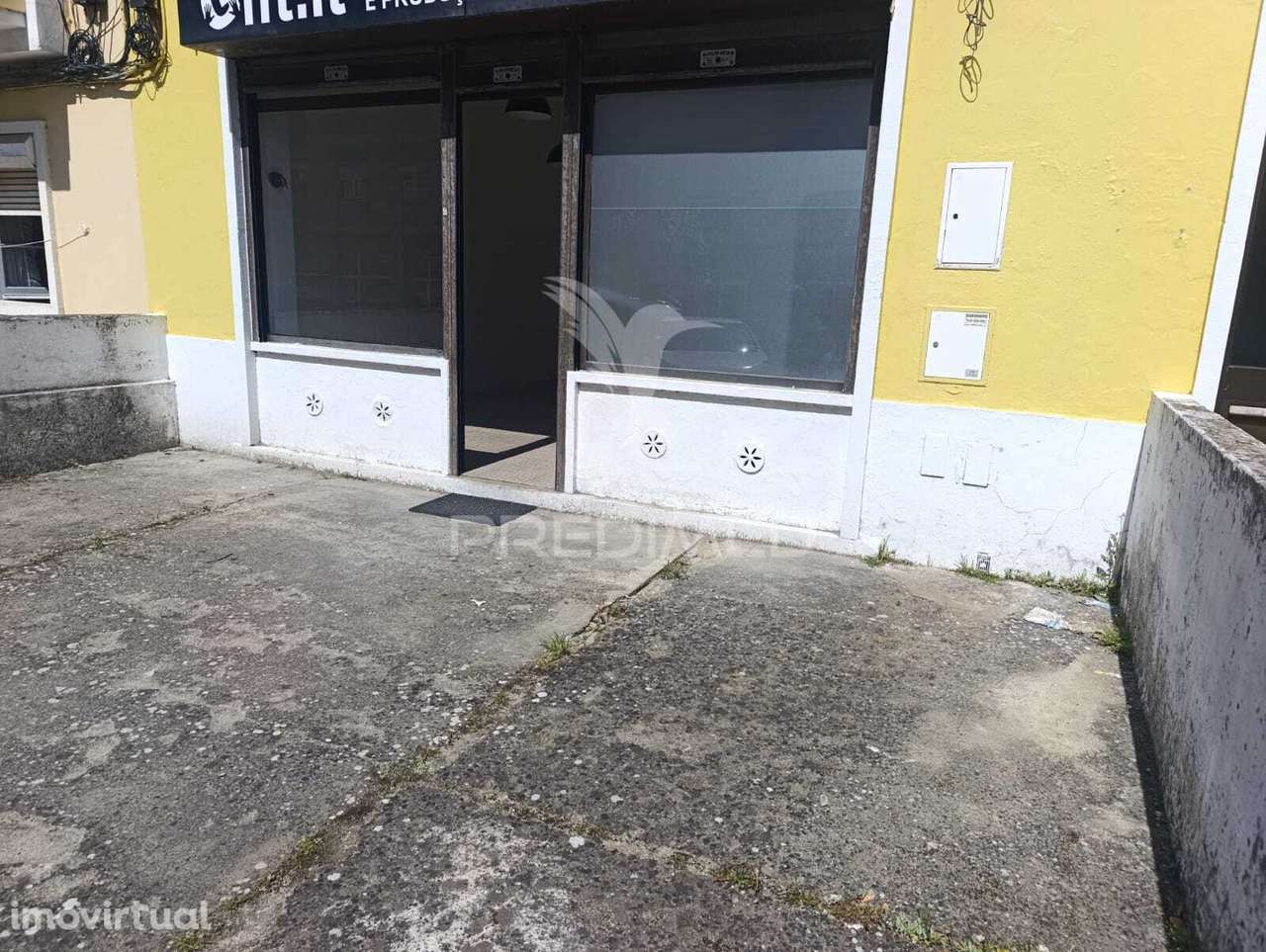 ARRENDA-SE »» APARTAMENTO / LOJA T1 – R/C  *  Zona Central de Setúb... - Grande imagem: 2/11