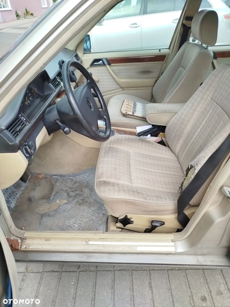 Mercedes-Benz W124 (1984-1993) - 8