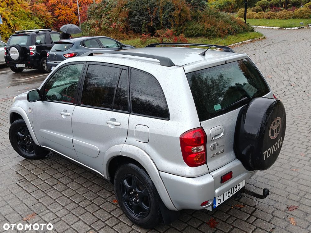 Toyota RAV4 2.0 D-4D Prestige - 32