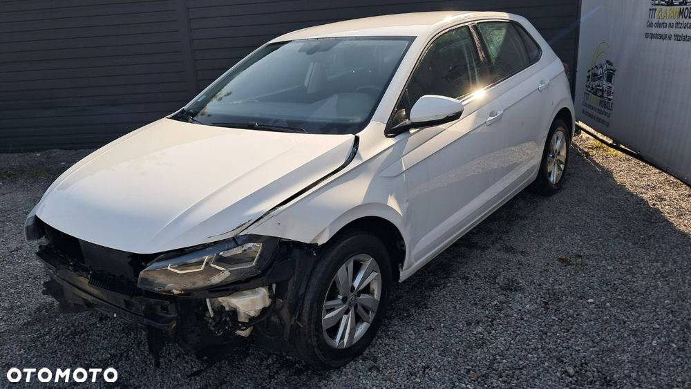 Volkswagen Polo - 18