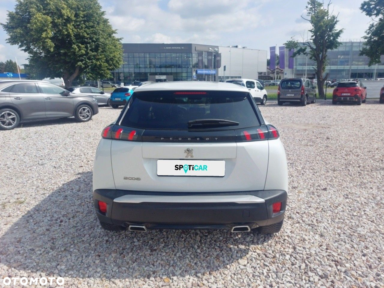Peugeot 2008 1.2 PureTech Allure Pack S&S EAT8 - 5