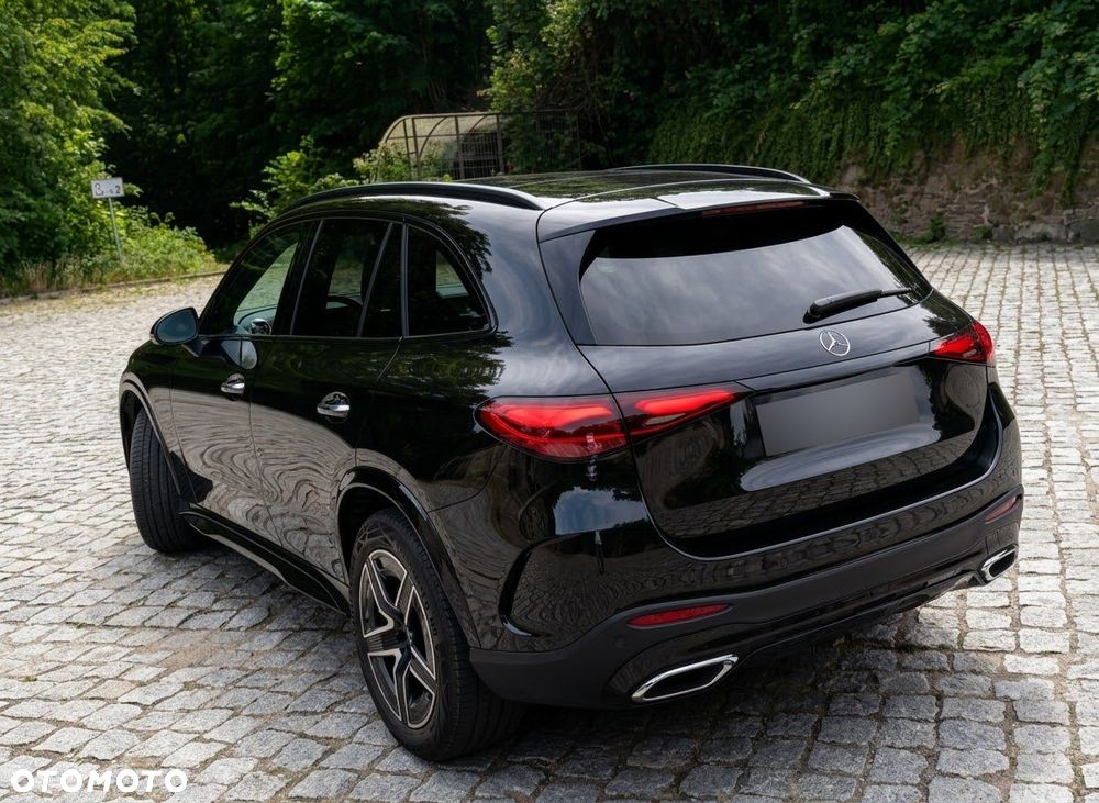 Mercedes-Benz GLC 220 d mHEV 4-Matic AMG Line - 4