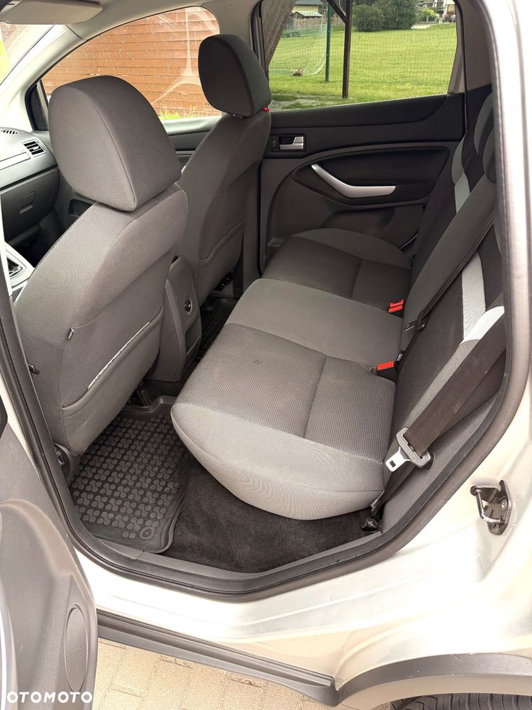 Ford Kuga 2.0 TDCi Titanium - 8