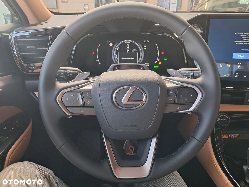 Lexus NX 350h Prestige AWD - 11