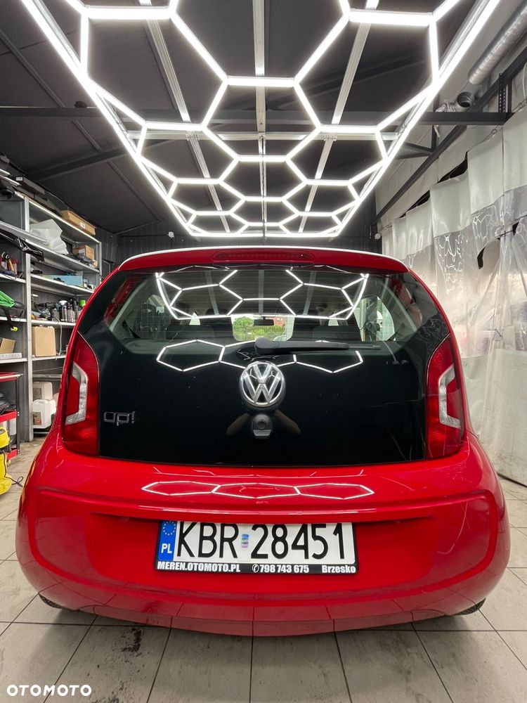 Volkswagen up! Standard - 5
