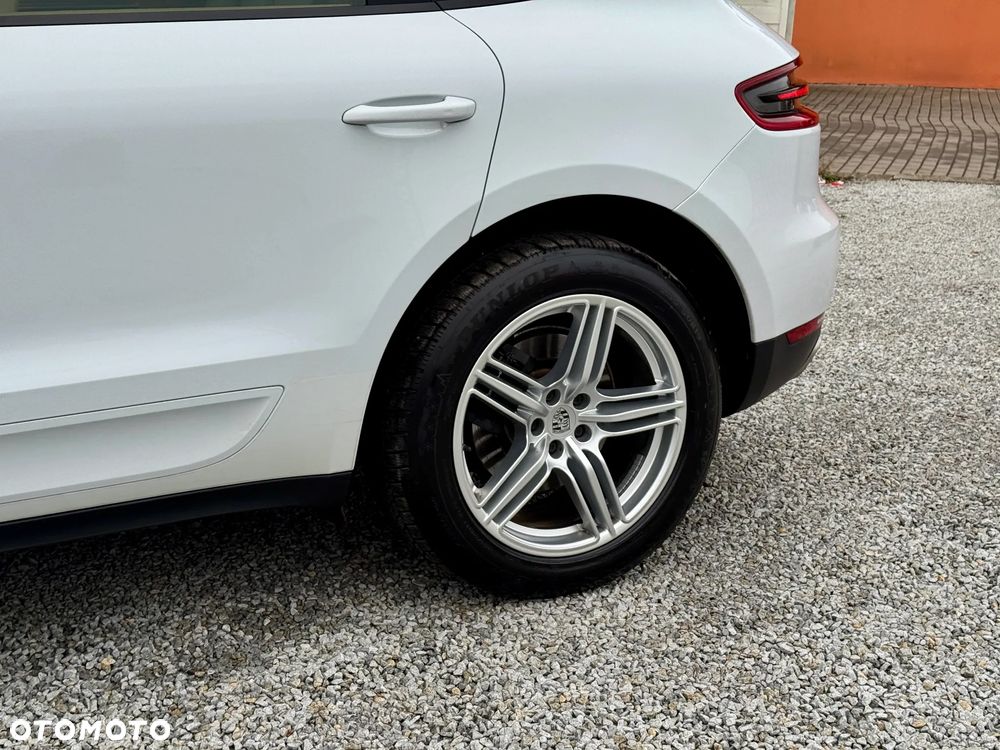 Porsche Macan - 25
