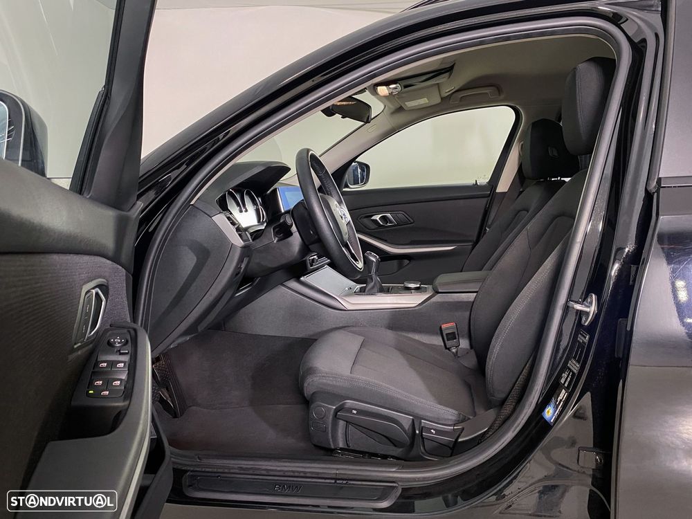 BMW 318 d Touring Advantage - 9